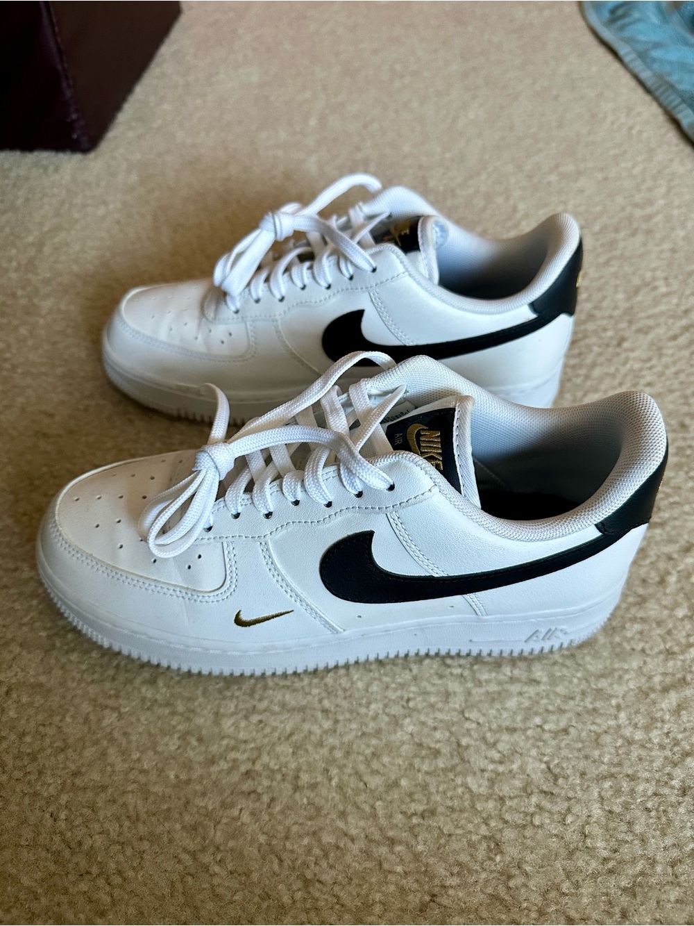 Nike Air Force 1